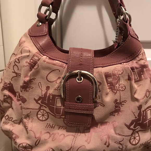Coach shoulder bag - Picture 1 of 5